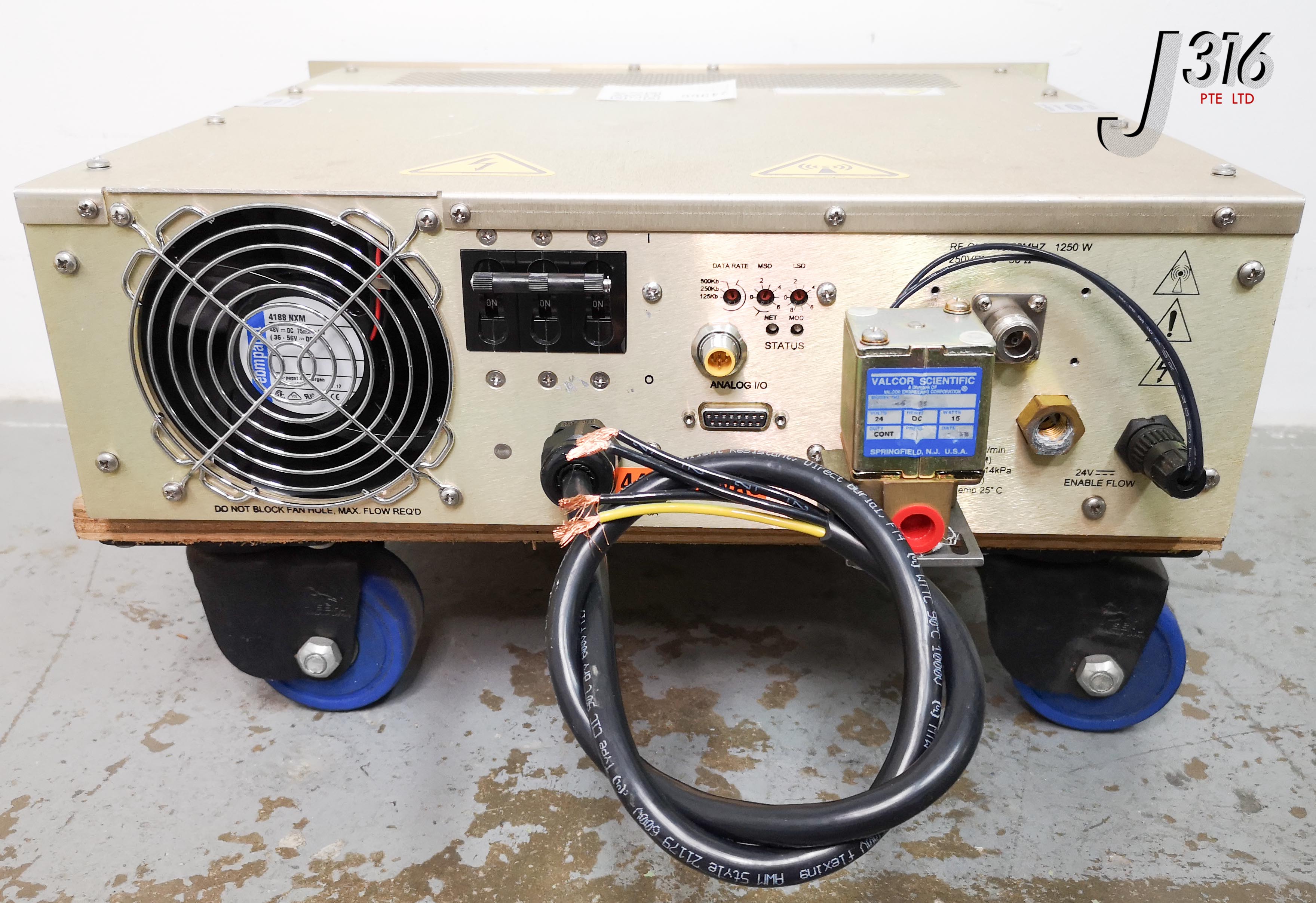 24966 COMDEL RF GENERATOR 13.56MHZ, CX-1250S, AMAT 0190-22925 CX1250S ...